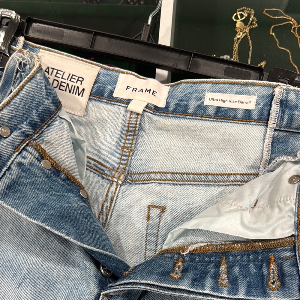 Frame Denim High Rise Blue Jeans with Subtle Distressing - Picture 6 of 10